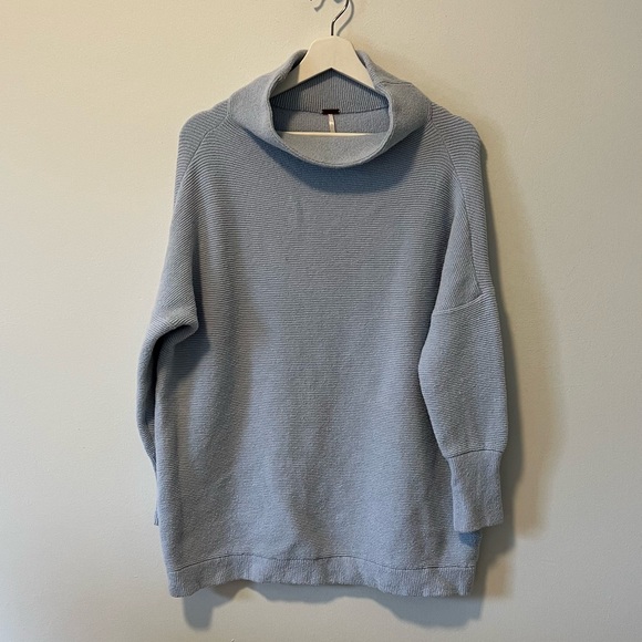 Free People Ottoman Tunic in Powder Blue - Picture 2 of 10